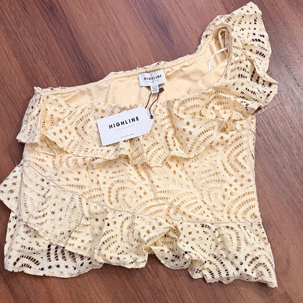 Highline Women's Cream Lace Blouse